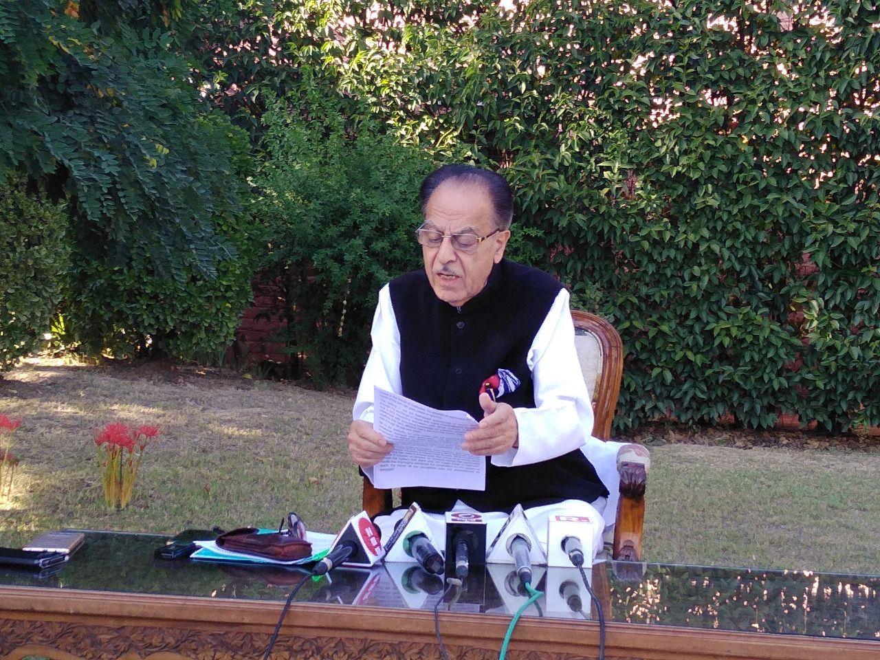 Central Govt choosing wrong way for reaching people of Kashmir: Soz
